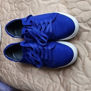 Kenneth cole reaction size 8 blue sneaker